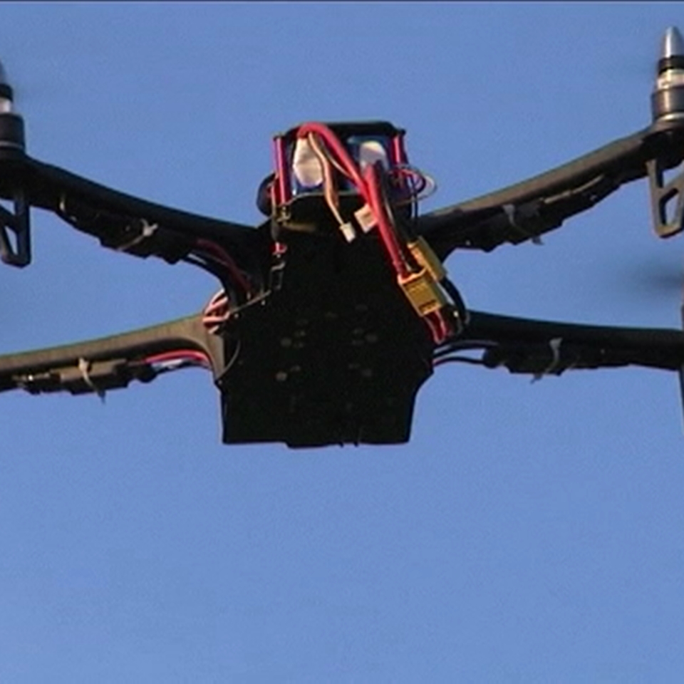 El Gobierno francés dice tomarse estos vuelos de drones "muy en serio". EFE