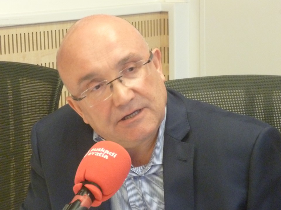 Baztarrika lamenta que en la Delegación del Gobierno no sepan euskera
