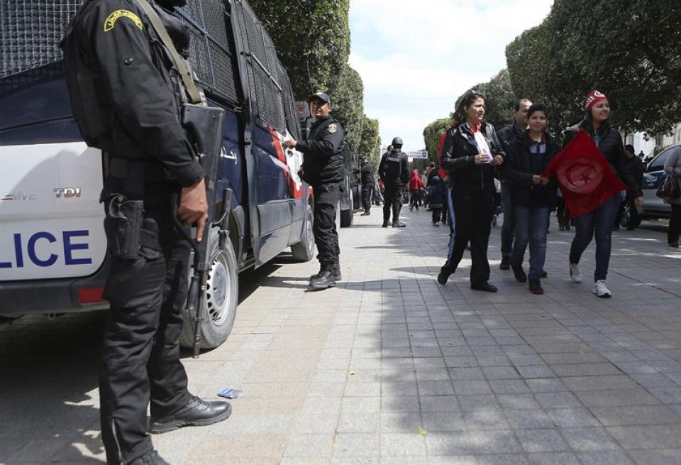 Tunisiako poliziak. Artxiboko irudia: EFE