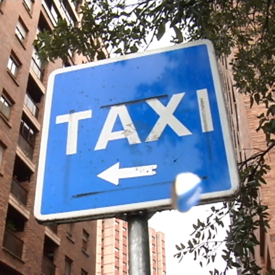 Las tarifas de taxi registran una variación del 110% entre las distintas ciudades españolas. EiTB.