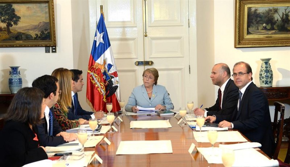 Reunión del Gobierno de Chile, con Michelle Bachelet al frente.