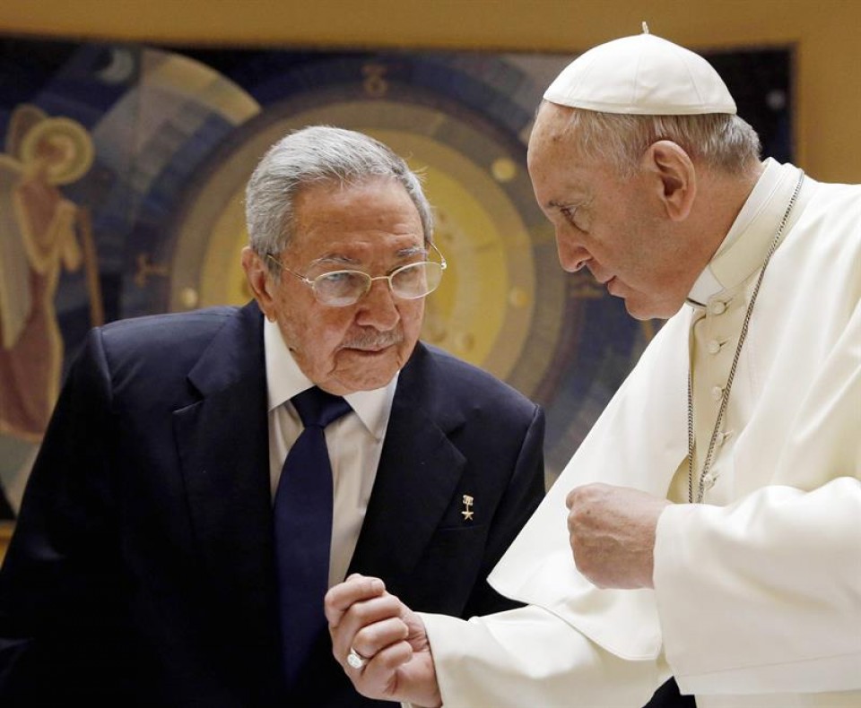 Castro: 'Si el papa sigue hablando así, volveré a la Iglesia católica'