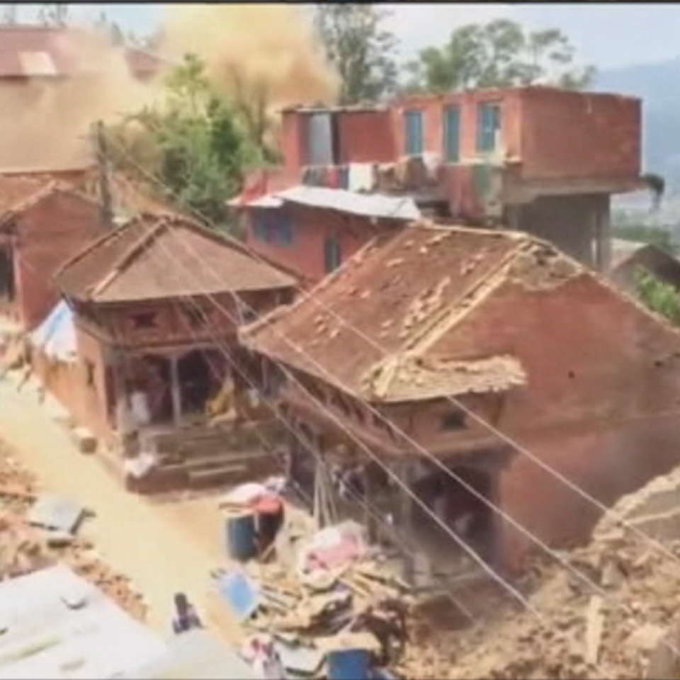 Apirilaren 25eko lurrikarak txikituta utzi zuen Katmandu hiriburua. EFE