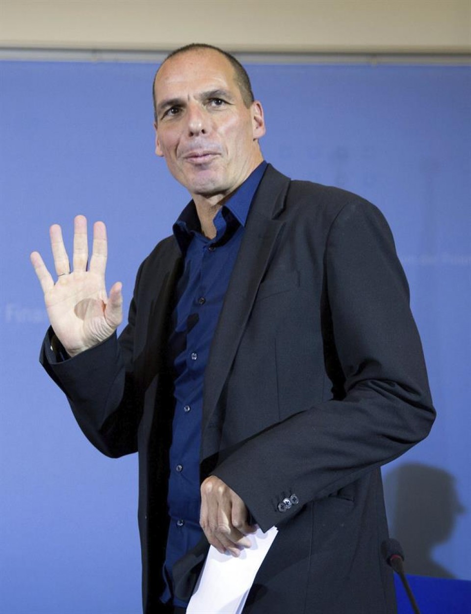Varoufakis, demandado por traición