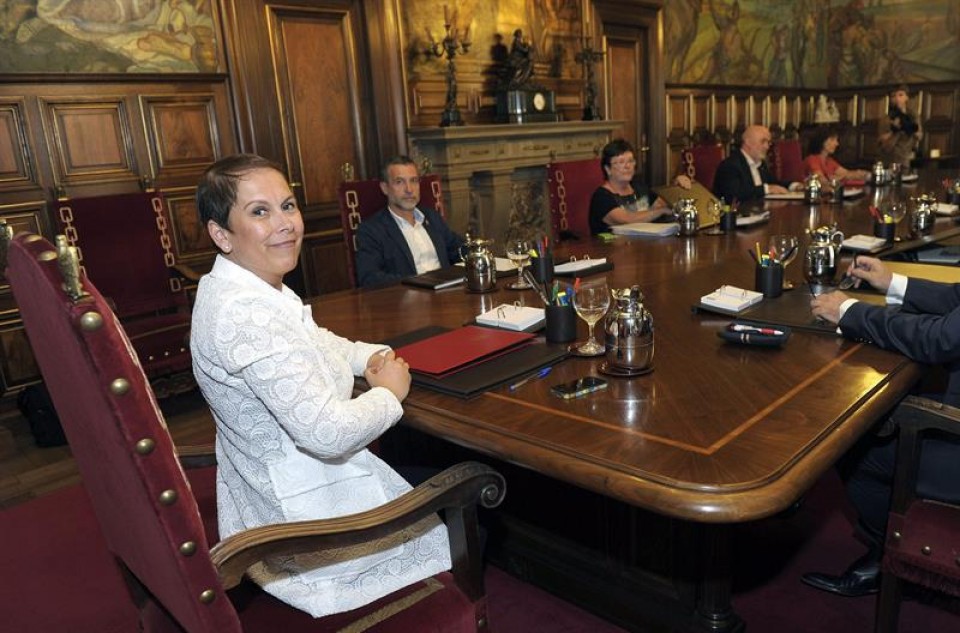 Primera sesión de trabajo del nuevo Gobierno de Navarra. Foto: EFE