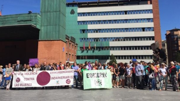 Amaia del Campo: 'Sumina eta amorrua eragiten digu sexu-erasoak'