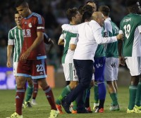 La Real pierde en el Villamarín y sigue sin hacer gol (1-0)