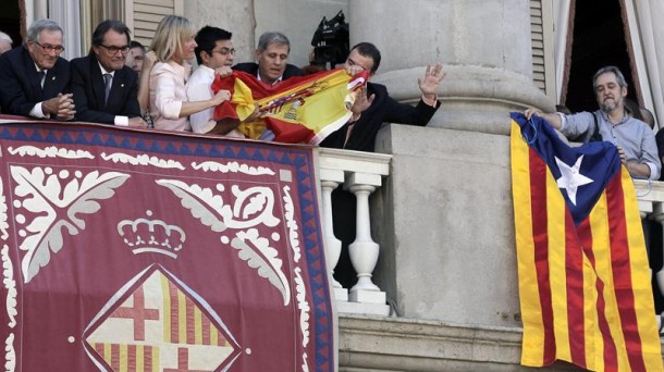 Facu propone una alternativa a la ‘guerra de banderas’ catalana