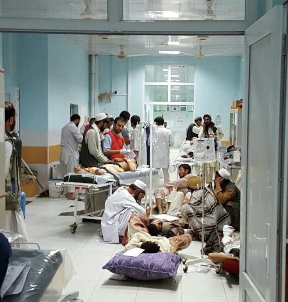 Un hospital tras un bombardeo en Afganistán, en 2015. Foto de archivo: MSF