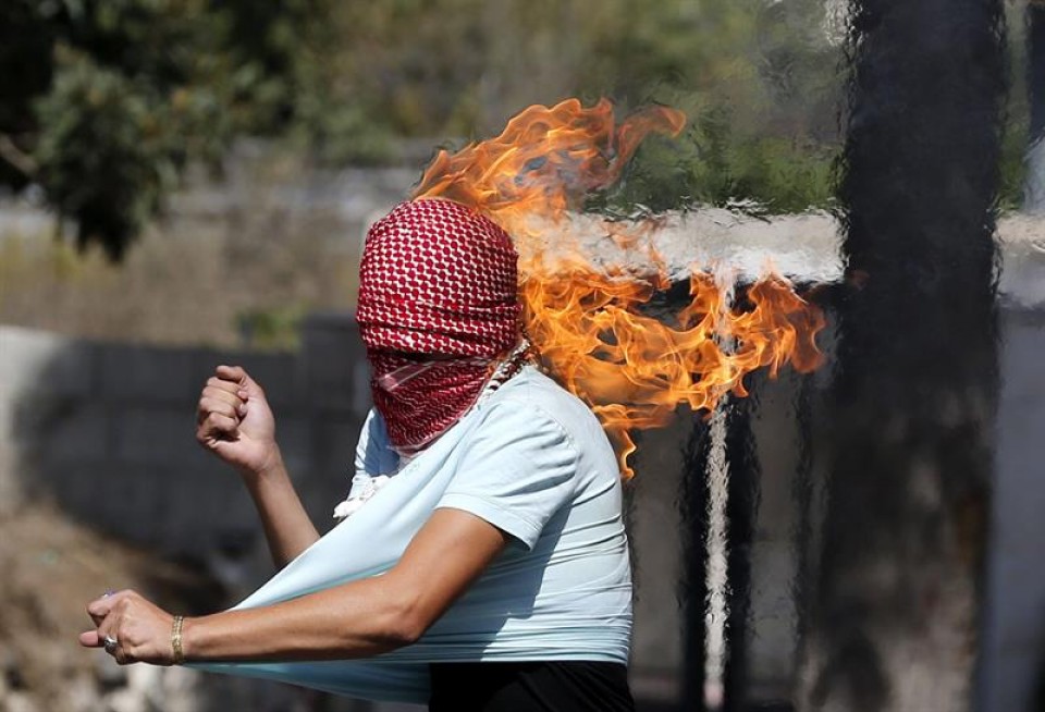 Enfrentamientos entre soldados israelíes y palestinos en Hebrón. Foto: EFE