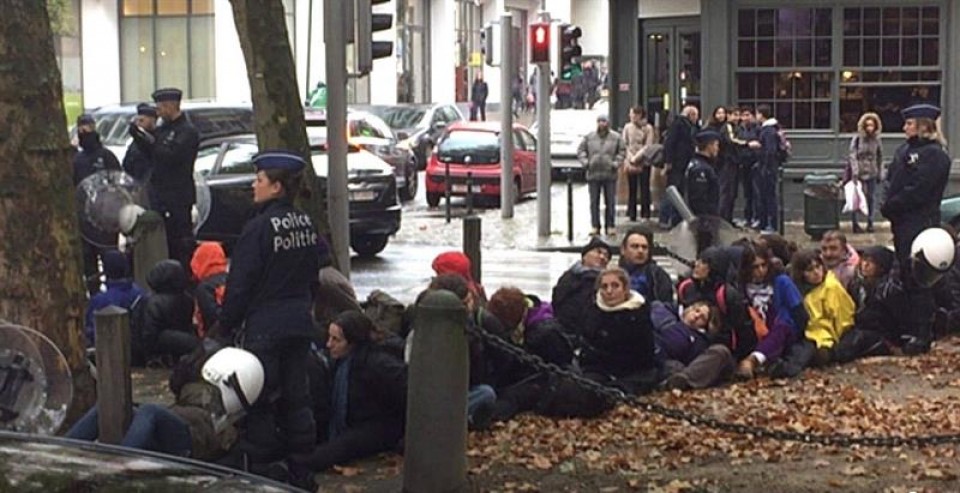 Protesta de los manifestantes en Bruselas. Foto: EFE