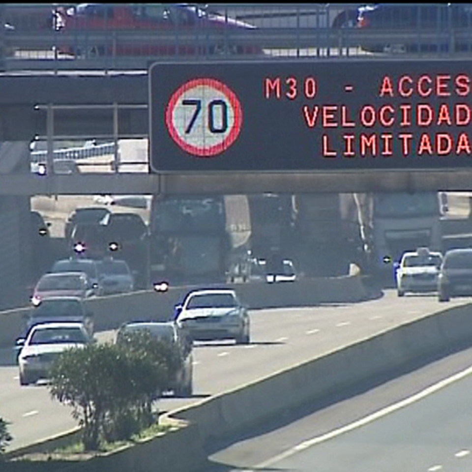 Madrid limita la velocidad en la M-30 para reducir la contaminación