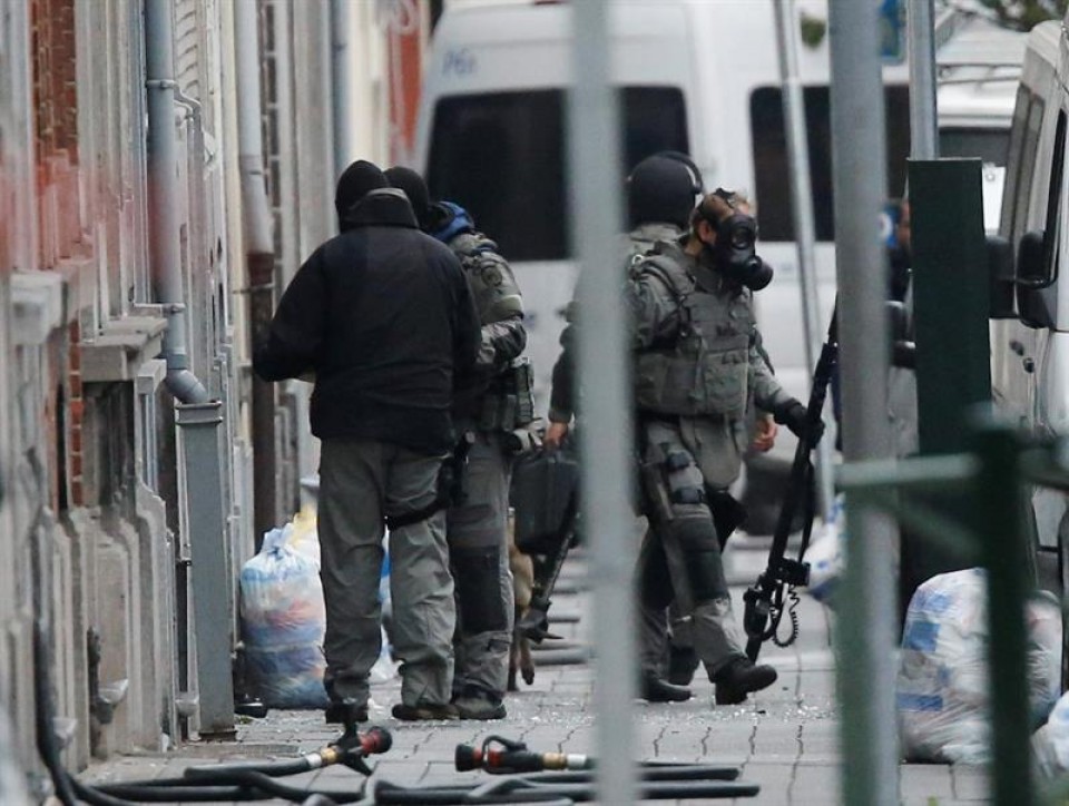 Belgikako poliziaren artxiboko irudiak, Pariseko atentatuen ostean
