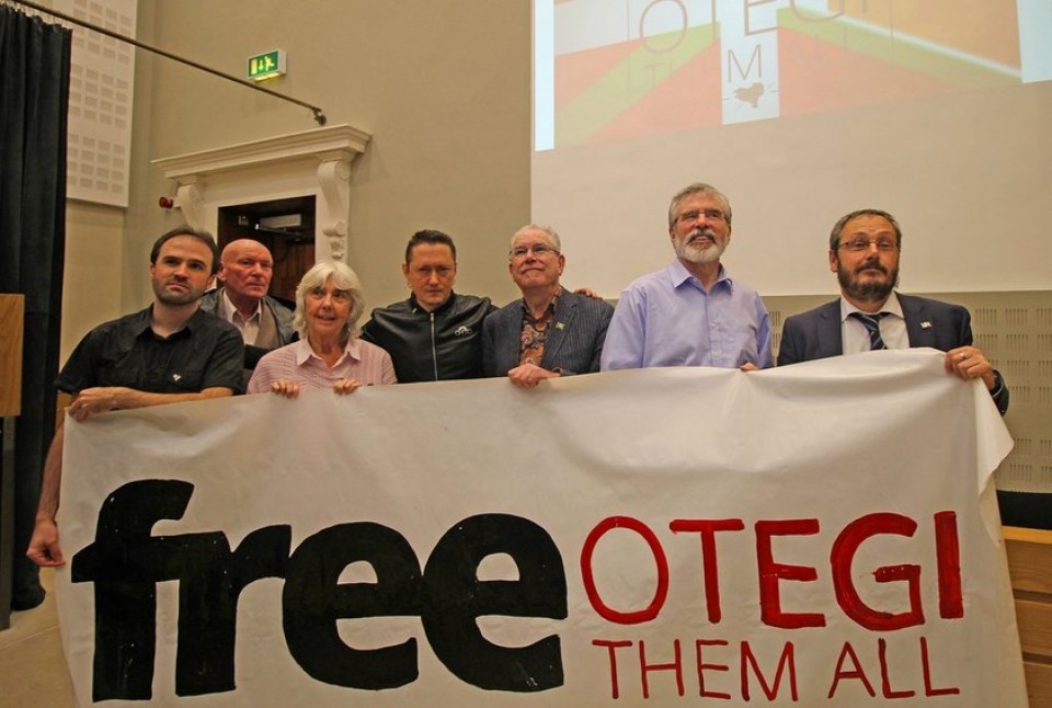Presentación  de 'El llamamiento irlandés por la liberación de Arnaldo Otegi'. Foto: An Phoblacht