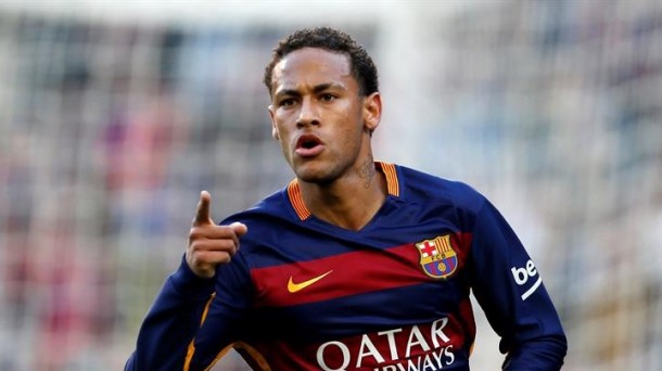 Neymar ha perforado dos veces la portería de Rulli. Foto: Efe.