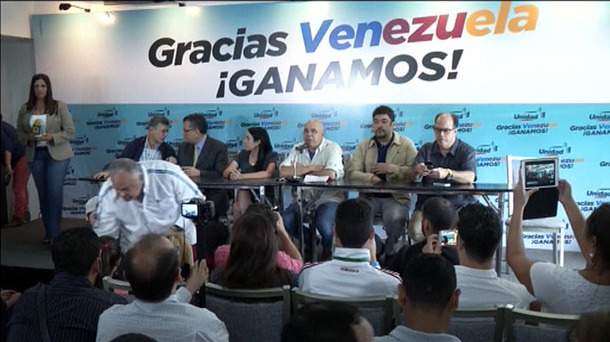 Venezuela eta klima aldaketaren goi bilera hizpide tertulian