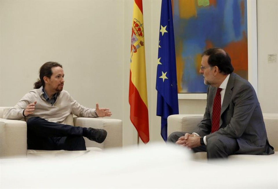 Pablo Iglesias eta Mariano Rajoy, gaurko bileran. Argazkia: EFE