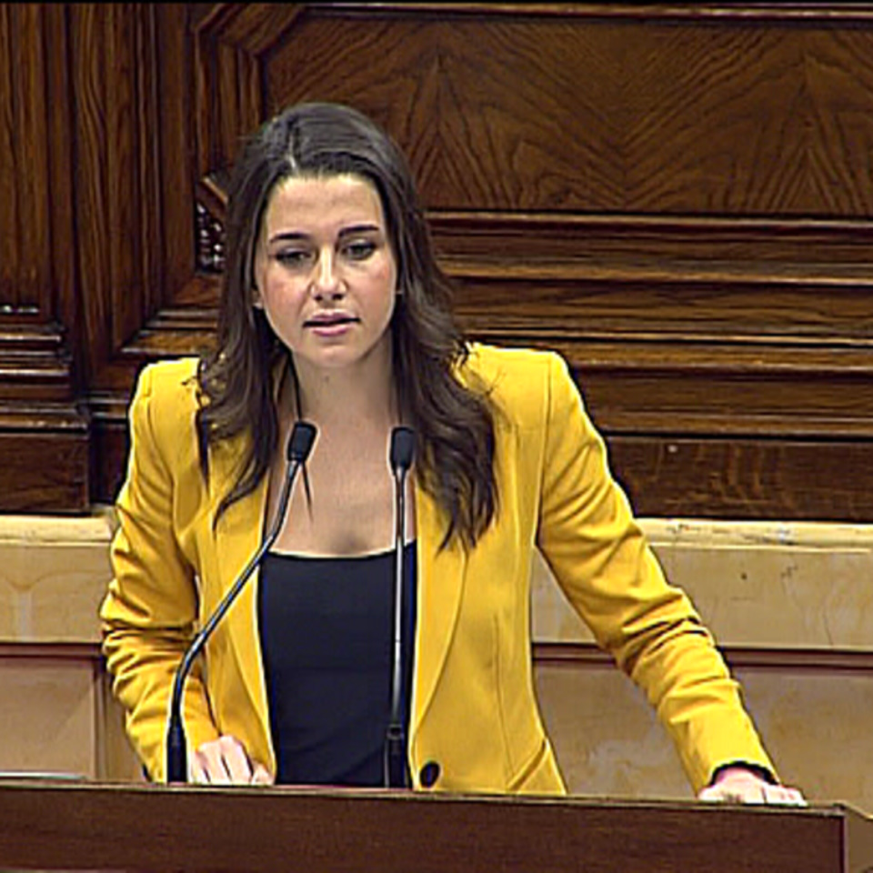 Inés Arrimadas: 'Mas no ha querido poner las urnas, las de verdad'