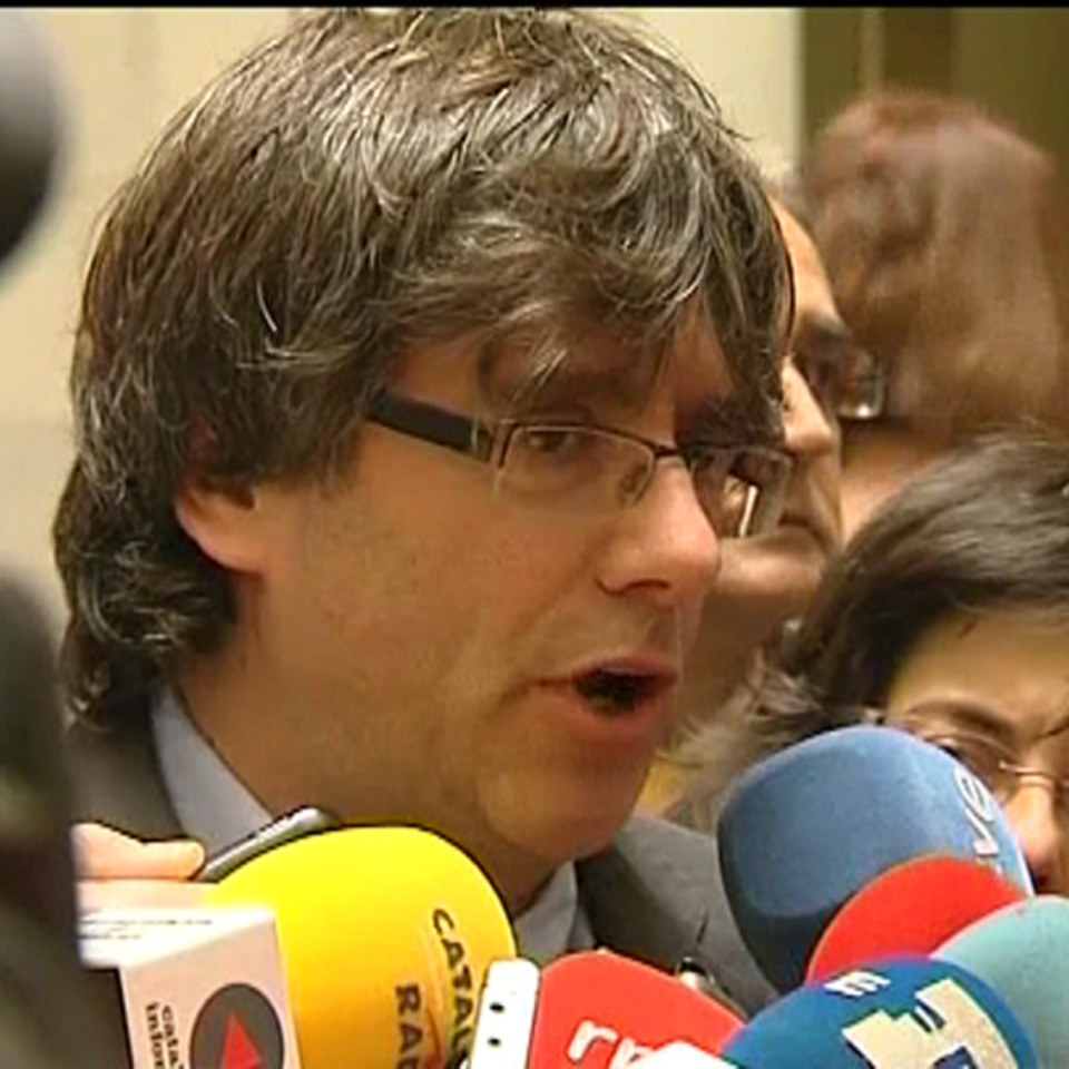 Carles Puigdemont Generalitatearen presidente berria.