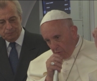 El Papa alude al uso de anticonceptivos en relación con el zika