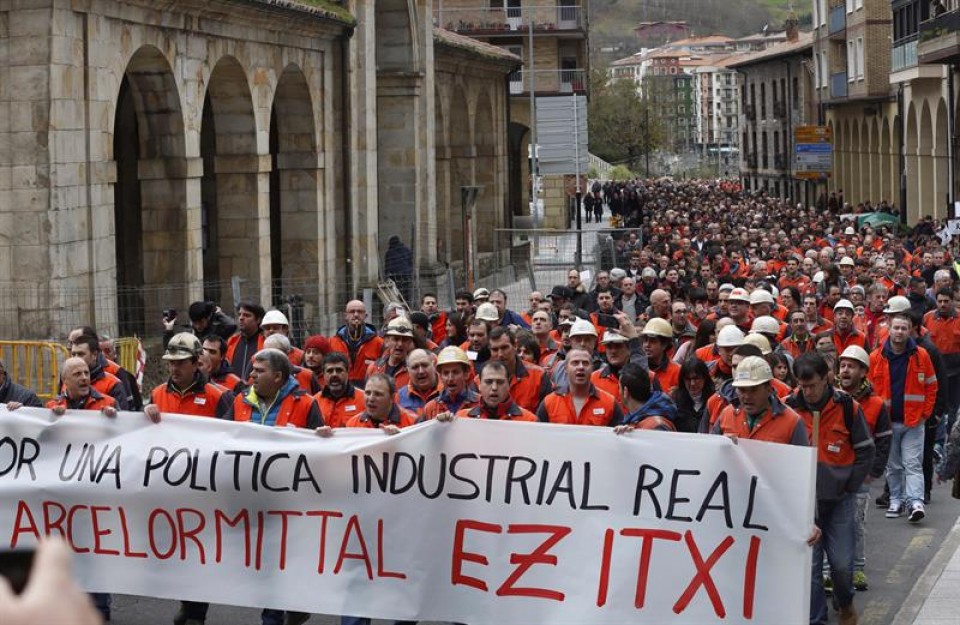 Trabajadores de Arcelor se manifiestan hoy en Zumarraga Foto: EFE