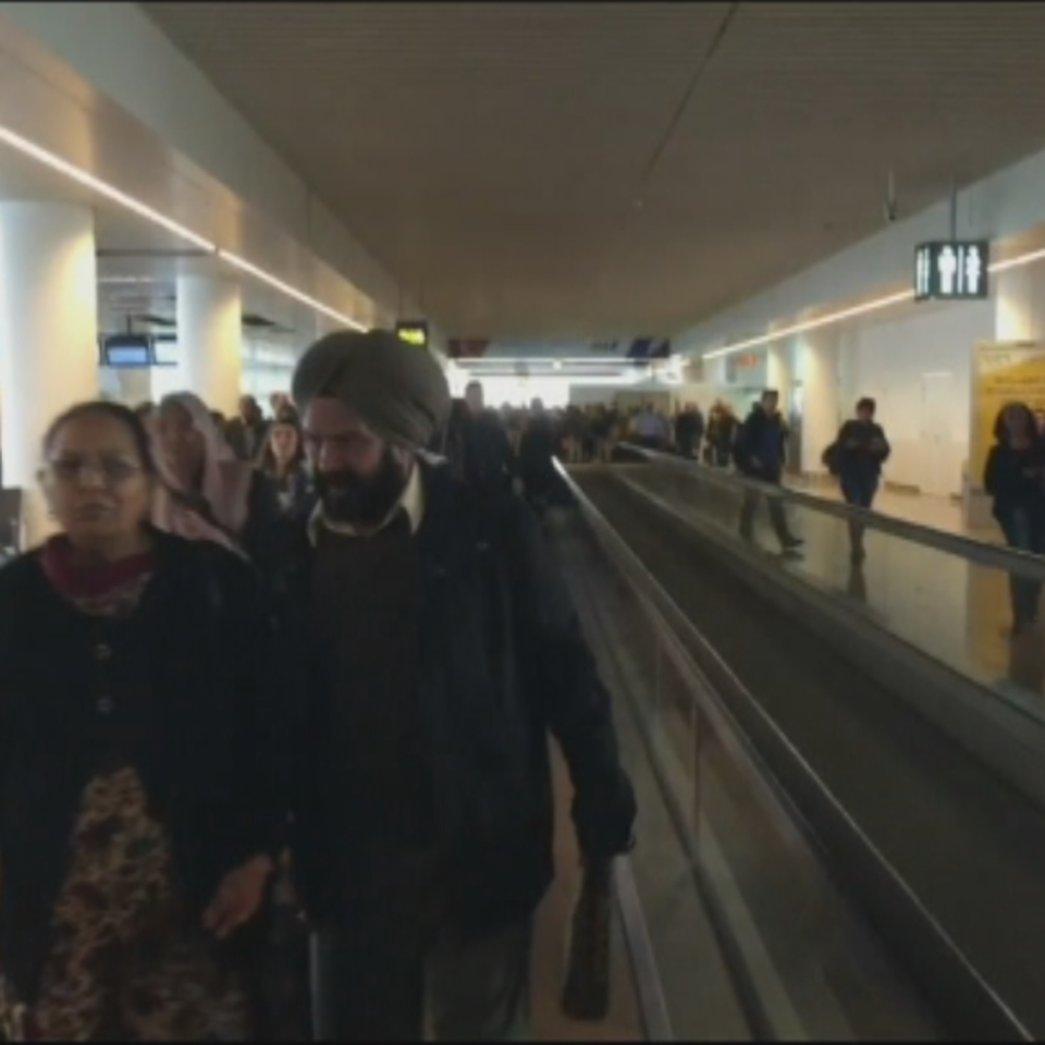 Tensión en el desalojo del aeropuerto de Bruselas