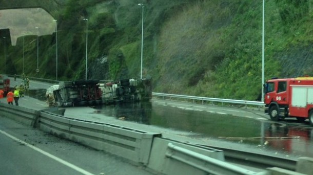 Imagen del accidente de Bilbao. Foto: @desplazatua