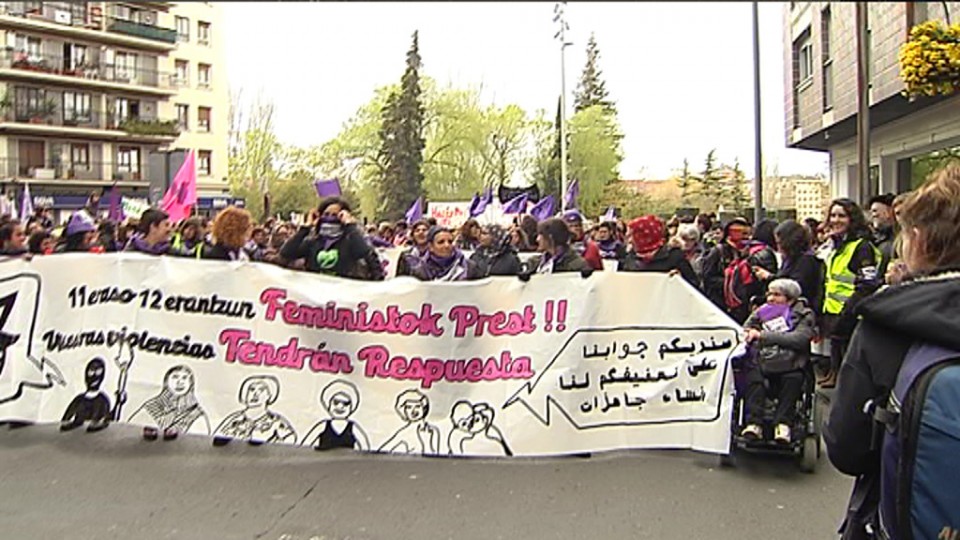 Protesta contra la violencia machista en Vitoria-Gasteiz.