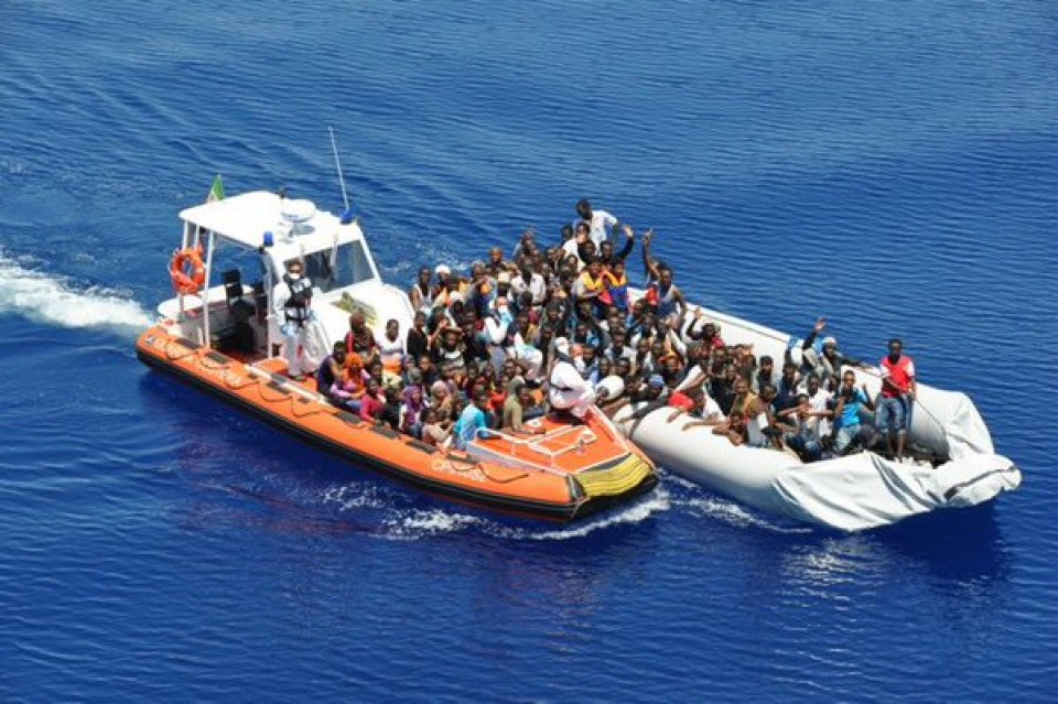 Uno de los rescates realizados durante la operación. Foto. Guardia Costiera Italiana