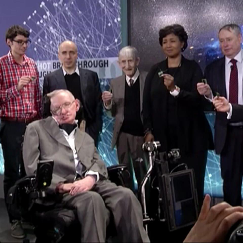 El científico británico Stephen Hawking en la presentación de 'Breakthrough Starshot'. Foto: EFE