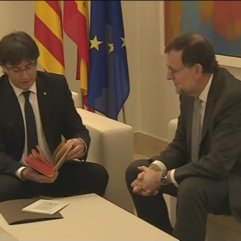 Mariano Rajoy y Carles Puigdemont se reunieron el 20 de abril. EiTB