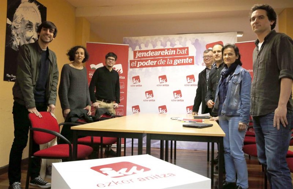 Los máximos responsables de Podemos Euskadi y de Ezker Anitza-IU. Foto: EFE