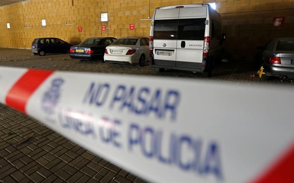 Un hombre mata a su pareja junto al aeropuerto de Sevilla. Foto: EFE