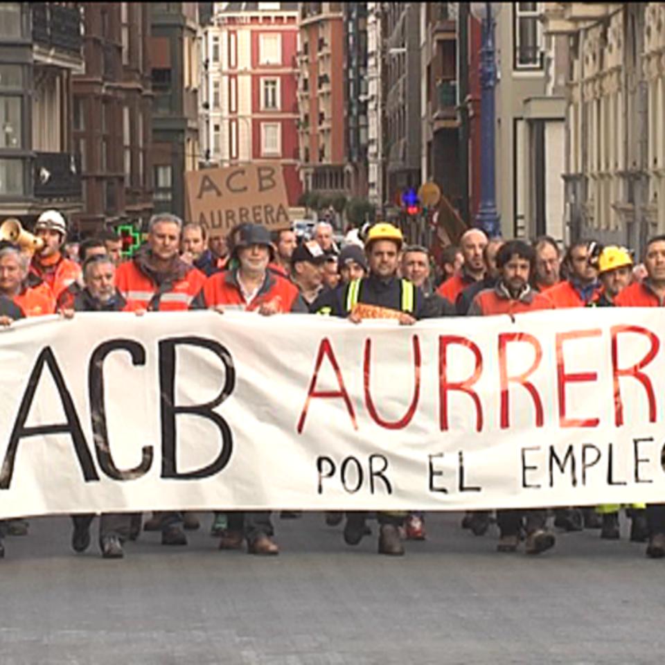 Protesta de trabajadores de la planta de ArcelorMittal en Sestao. Imagen de archivo. EiTB. 