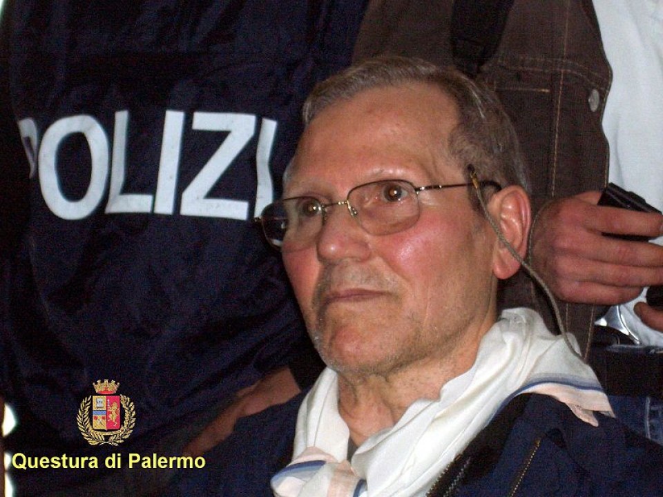 Provenzano, atxilotu zuten egunean, Corleonen. Irudia: Questura di Palermo
