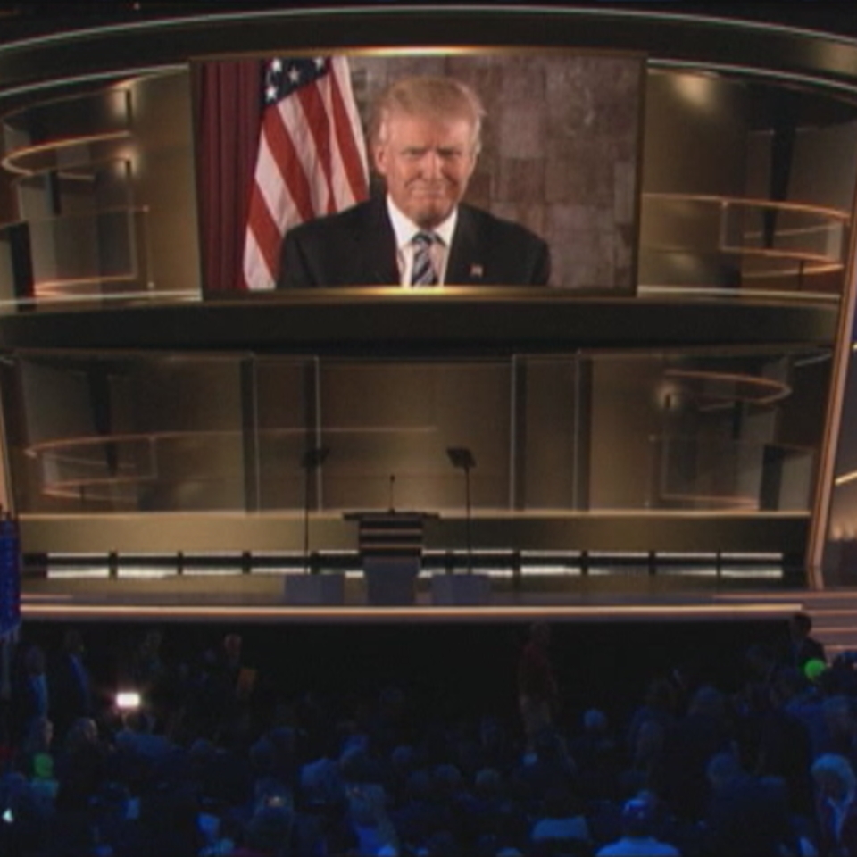 El magnate Donald Trump en la videoconferencia emitida ante la convención desde Nueva York. EFE