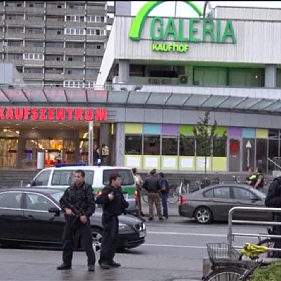 Municheko tiroketan hildako 9 lagunetatik 6 adin txikikoak dira. Argazkia: EFE