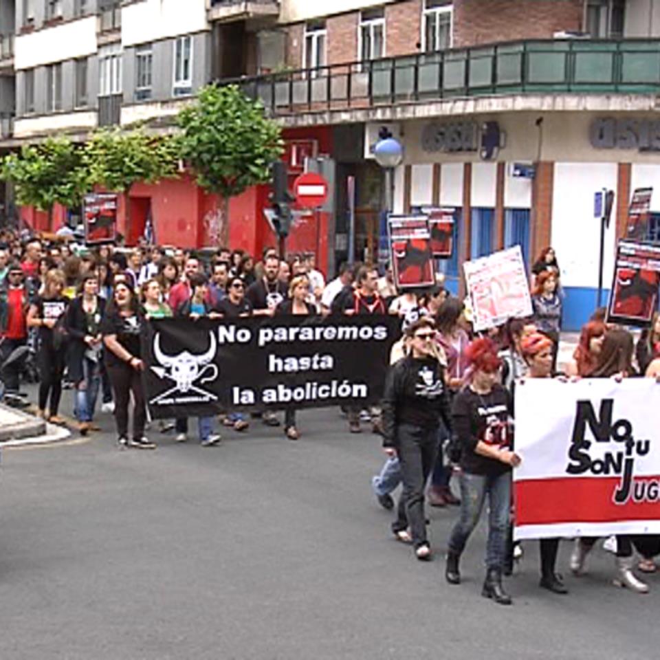 Manifestación celebrada hoy en Vitoria-Gasteiz. EFE