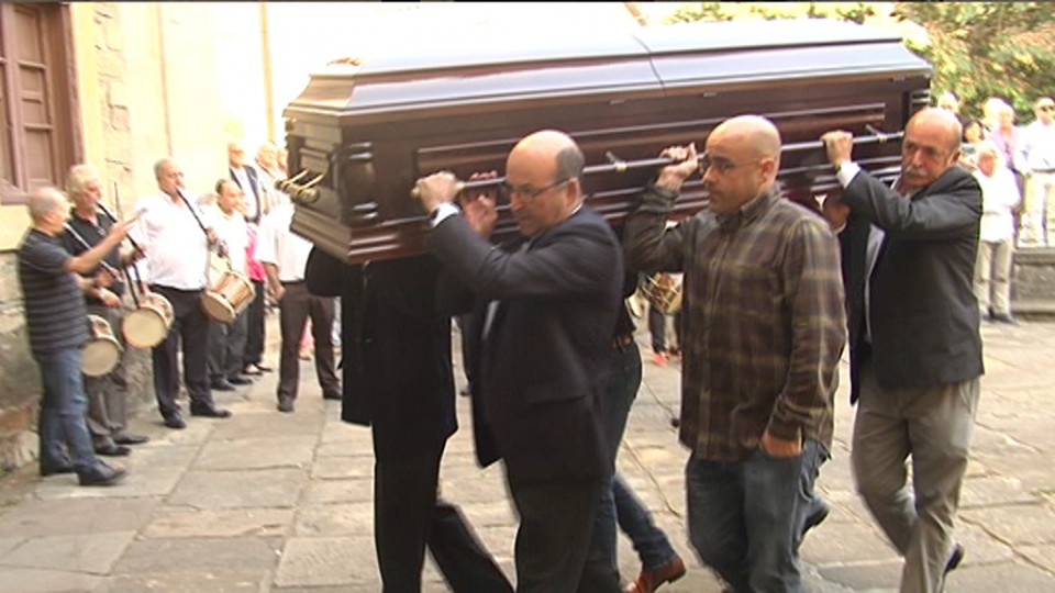 Funeral de Juan Celaya. EiTB