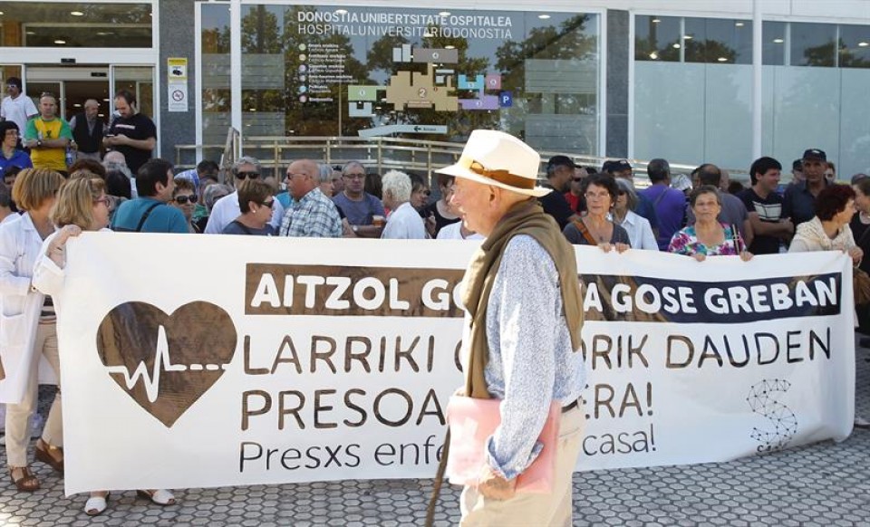 Una concentración de Sare para reclamar la libertad de Aitzol Gogorza. EFE