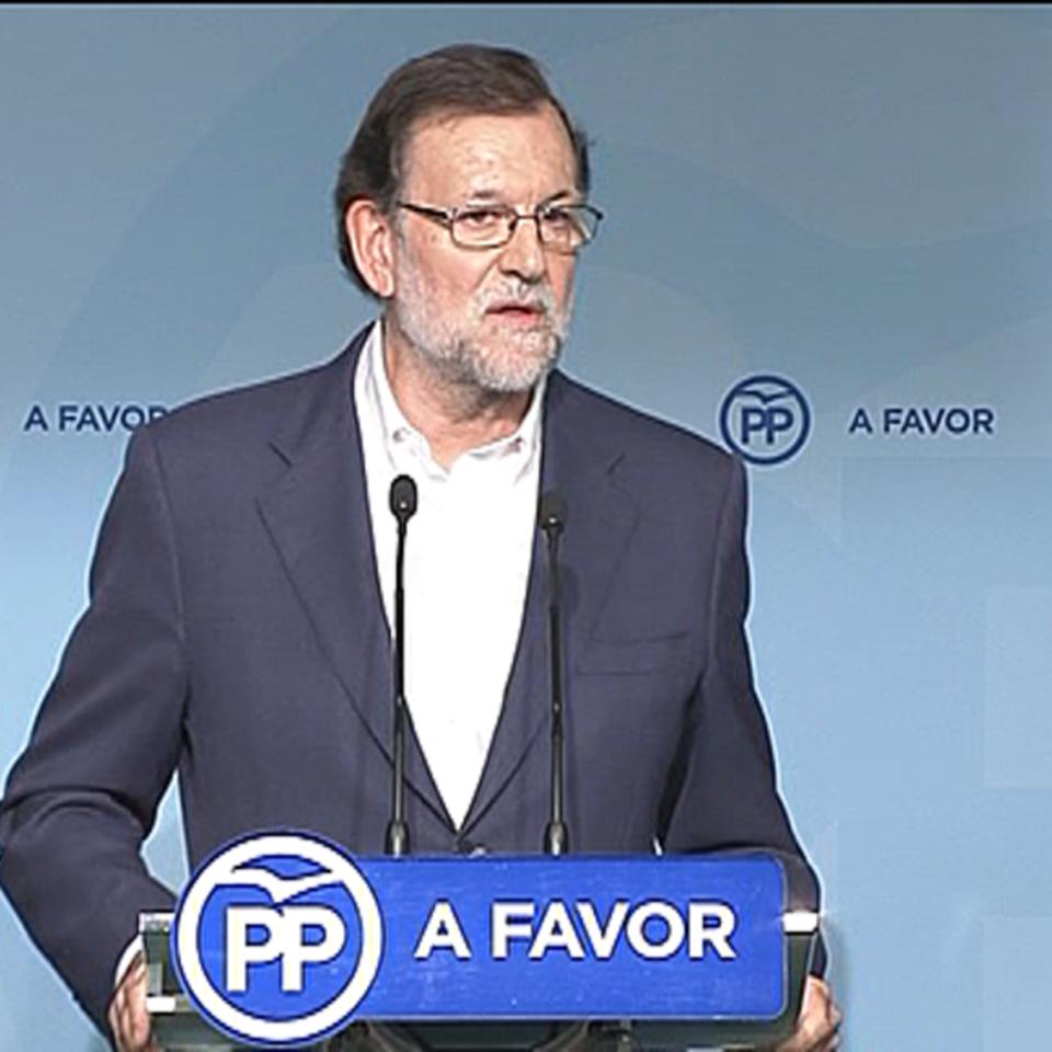Mariano Rajoy, junto a María Dolores de Cospedal, en la reunión de este miércoles. Foto: EFE.