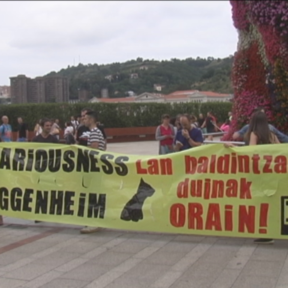 Quinto día de huelga de los educadores del Guggenheim Bilbao