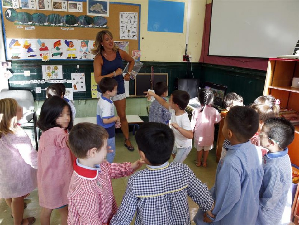 Niños de preescolar en un aula