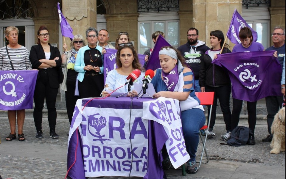 Rueda de prensa del Movimiento Feminista de Portugalete. Foto: @EcuadorEtxea