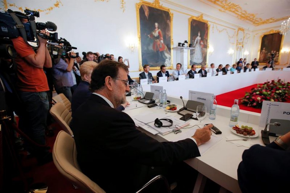 Mariano Rajoy en la reunión inicial de la cumbre. EFE