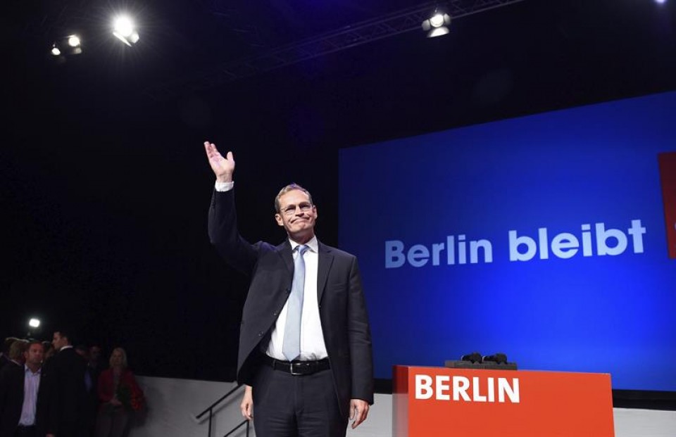 Las elecciones de Berlín desgastan a Merkel y a la gran coalición