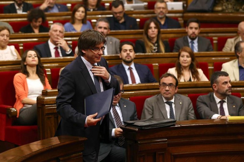 Carles Puigdemont, hoy, en el Parlament. EFE.
