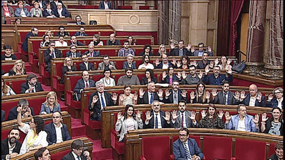 Kataluniako Parlamentuaren bozketaren irudia.