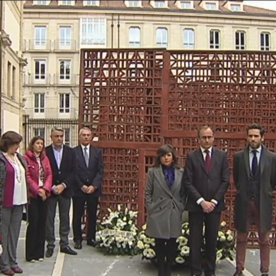 El PP vasco rinde homenaje en solitario a las víctimas del terrorismo
