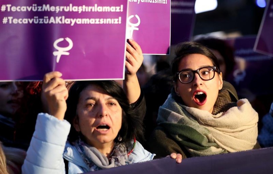 La ley provocó numerosas protestas en Turquía. EFE